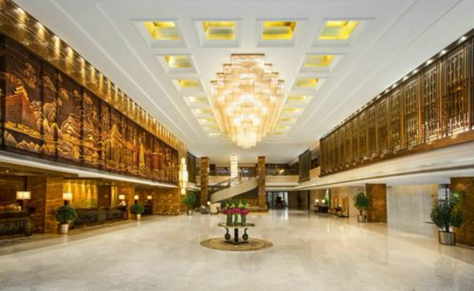 Xi'An Tanglong International Hotel Exterior photo